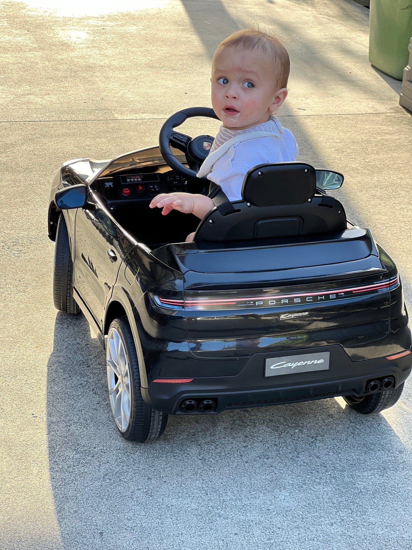 Ride on Porsche - Black