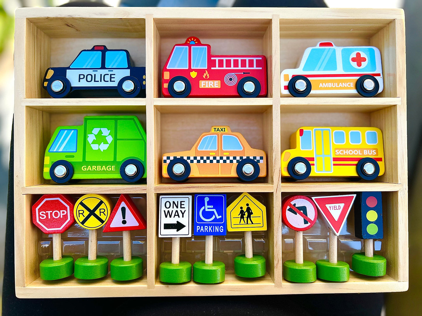 Transportation play centre